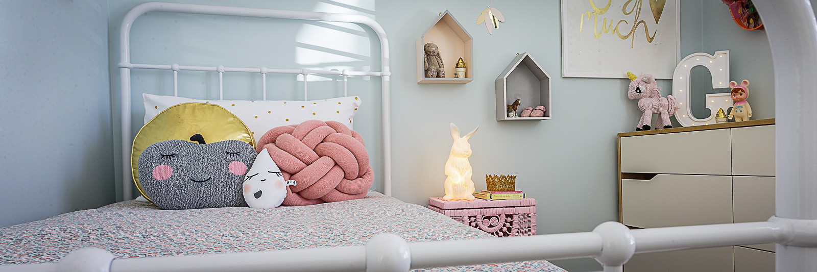 Present Your Kids A Beautifully Well-Decorated Room